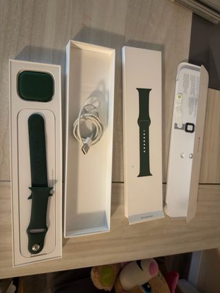 Apple Watch Series 7 45mm Verde Oscuro