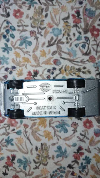 Coche Mira Seat 131 E ref 148