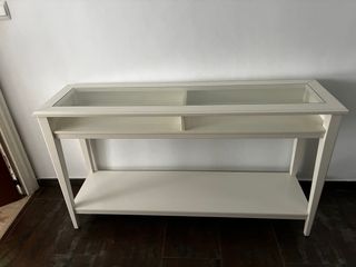 Mesa consola IKEA blanca con cristal