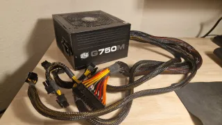 Fuente Alimentación Cooler Master G750M