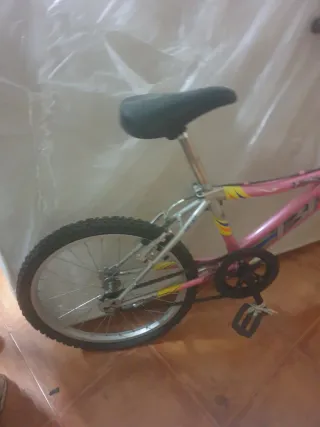 Bicicleta BH rosa