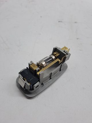 LUZ INTERIOR KIA STONIC (5)