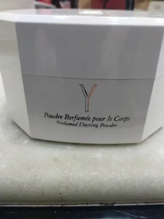 Yves Saint Laurent Poudre Parfumée pour le Corps