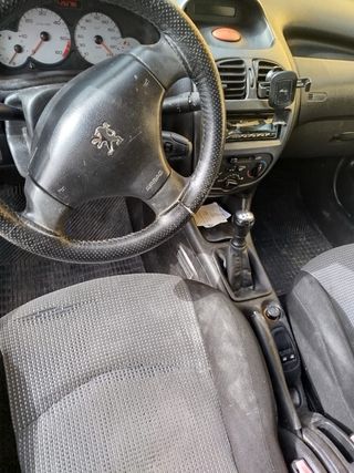 Peugeot 206 2003. DIESEL