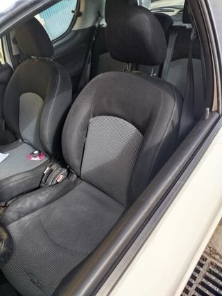 Peugeot 206 2003. DIESEL