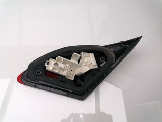 PILOTO TRASERO IZQUIERDO OPEL ASTRA J LIM. (2)