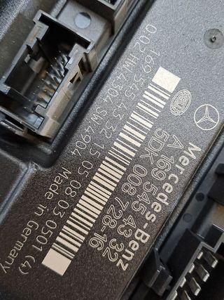 CAJA RELES / FUSIBLES MERCEDES-BENZ CLASE B (W245)