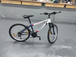 Bicicleta 24 Aluminio 18 velocidades