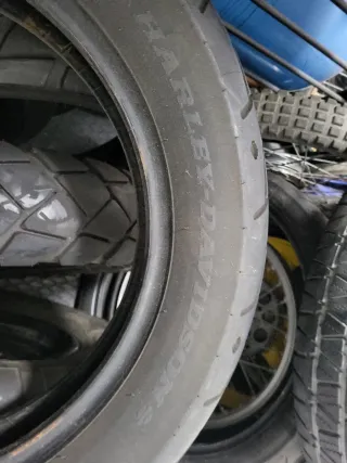 Neumático Harley Davidson Delantero