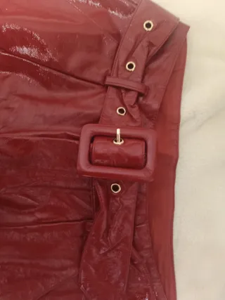 Pantaloni vernice rossi