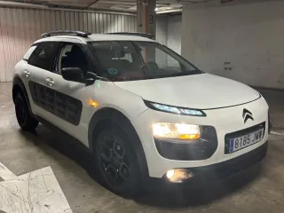 Citroen C4 Cactus  año 2016 diesel con etiqueta C