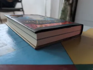 2 libros: Crónicas del Reino de la Fantasía 1 y 2