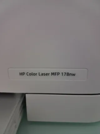 Stampante laser a colori HP multifunzione grigio e blu