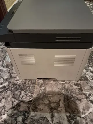 Stampante laser a colori HP multifunzione grigio e blu