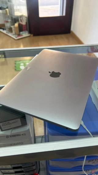 MacBook Air 2020 Gris 512GB 8GB RAM i5