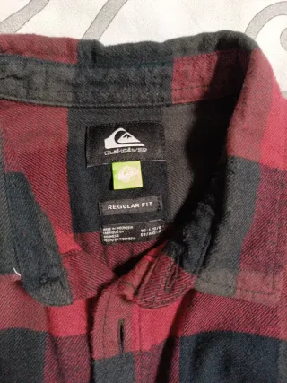 Camisa Quiksilver cuadros roja y gris
