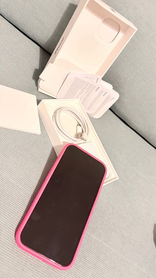 iPhone 15 Negro COMO NUEVO