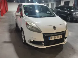 Renault Scenic 2013