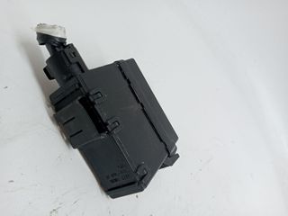 CAJA RELES / FUSIBLES NISSAN NOTE (13)