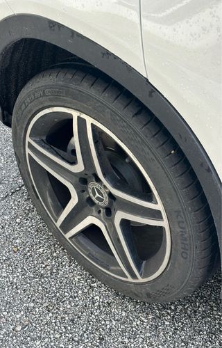 Precioso Mercedes-Benz GLA 200 AMG