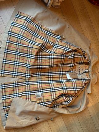 Gabardina Beige Clásica. Talla 12 UK