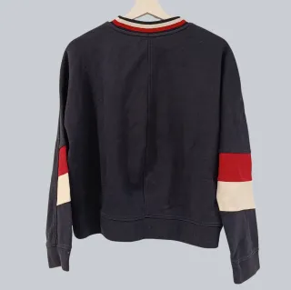 Jersey Tommy Hilfiger azul con detalles