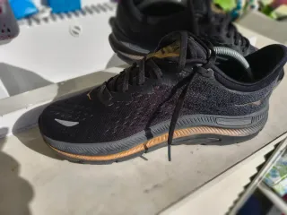Hoka Kawana Scarpe da Corsa Nere e Oro