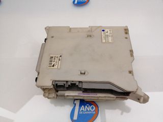 CAJA RELES / FUSIBLES LEXUS IS (3)