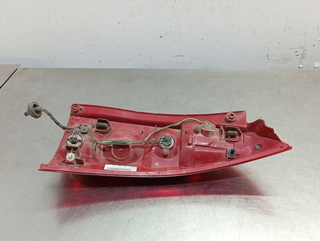 PILOTO TRASERO IZQUIERDO MAZDA PREMACY (CP) 22061