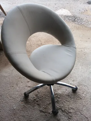 Sillas giratorias altura regulable polipiel blanca