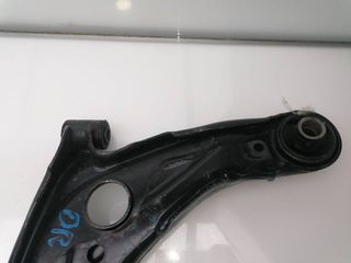 BRAZO SUSPENSION INFERIOR DELANTERO DERECHO TOYOTA YARIS (NC