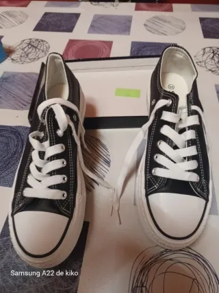 Zapatillas deportivas negras talla 40