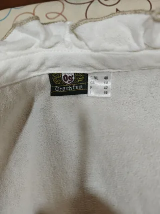 Blusa Trachten Hombros Descubiertos