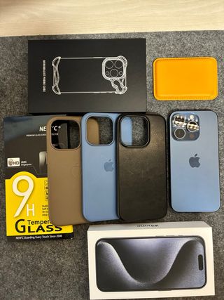 iPhone 15 Pro 256GB + Accesorios