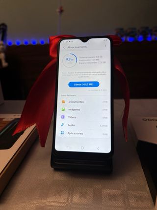 Samsung Galaxy A20e + 1 Funda y Protector Pantalla