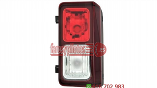 Piloto Trasero Derecho Paragolpes Renault Trafic