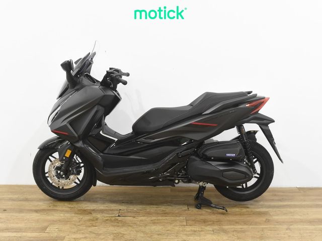 HONDA FORZA 350 SE-IVA DEDUCIBLE-NUEVA 0KM-GARANT. 3AÑOS