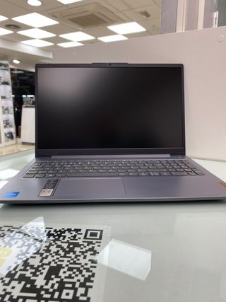 Ordenador Portátil Portátil Lenovo Ideapad Slim 3 15IAH8,