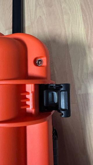 Maleta Rígida Estanca NANUK 955 con Ruedas