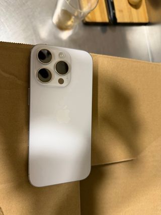 iPhone 16 Pro 128 GB Plata