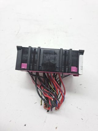 CAJA RELES / FUSIBLES VOLKSWAGEN T5 TRANSPORTER (7E)