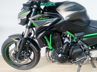 KAWASAKI Z 650