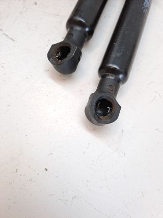 AMORTIGUADORES MALETERO / PORTON OPEL CORSA F