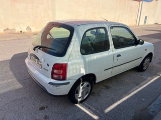 Nissan  Micra 2001