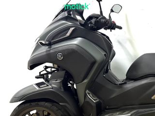 YAMAHA TRICITY 300