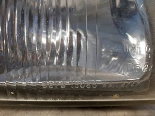 FARO DERECHO FORD FIESTA BERLINA (4)