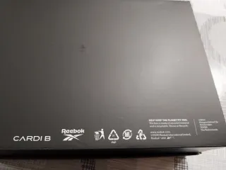 Bambas Reebok CL CARDI Talla 37