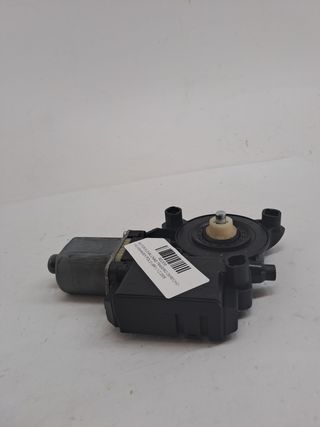 MOTOR ELEVALUNAS TRASERO DERECHO VOLKSWAGEN POLO (6R1) (3)