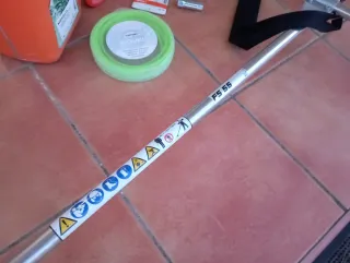 Desbrozadora Stihl con accesorios