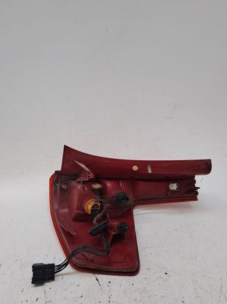 PILOTO TRASERO IZQUIERDO CITROEN C4 BERLINA (8)